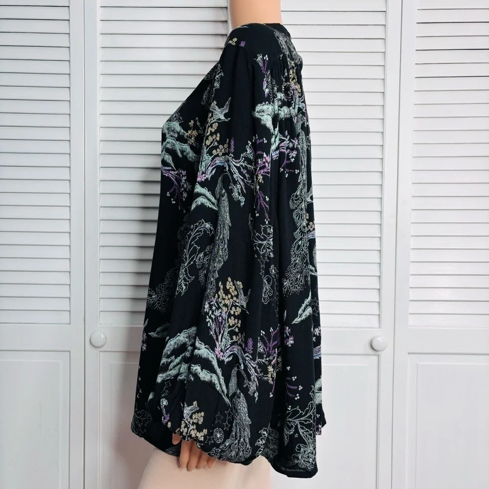 Price is firm FREE PEOPLE Metallic Bloom Button Down Top Size XS